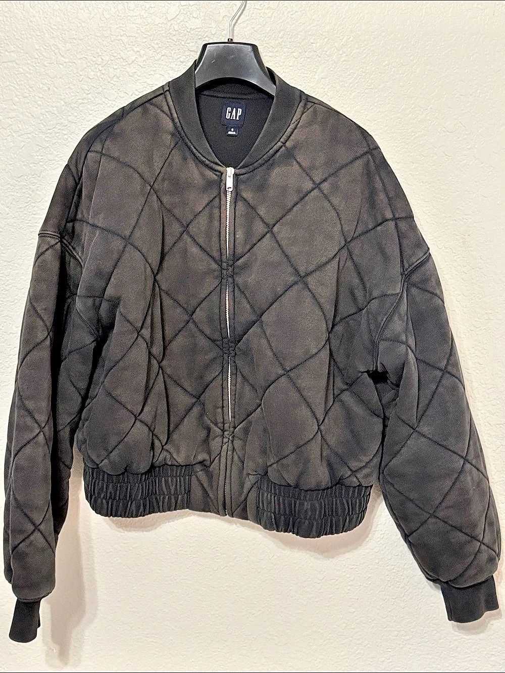 GAP VintageSoft Quilted Bomber Jacket Black Small